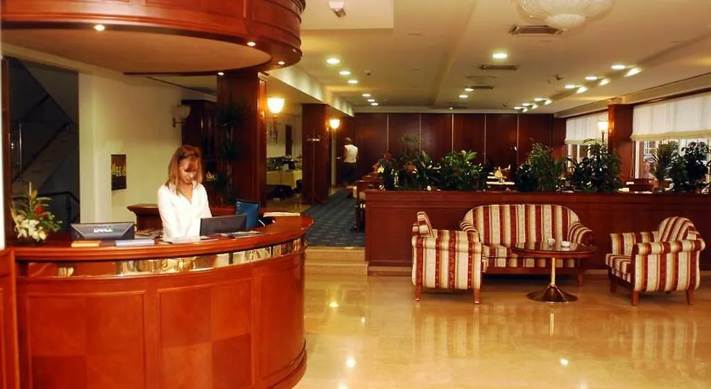Hotel Meridijan Adults Only باغ